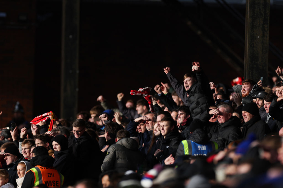 Away fans palace