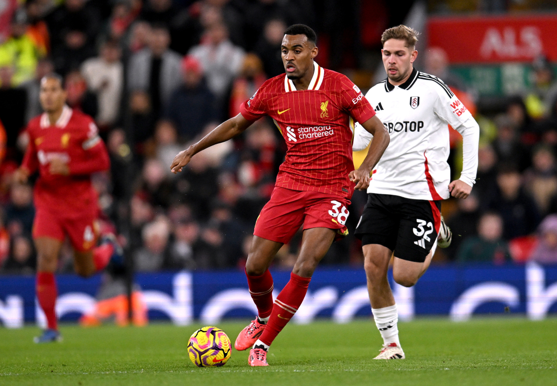 Ryan Gravenberch mod Fulham. 