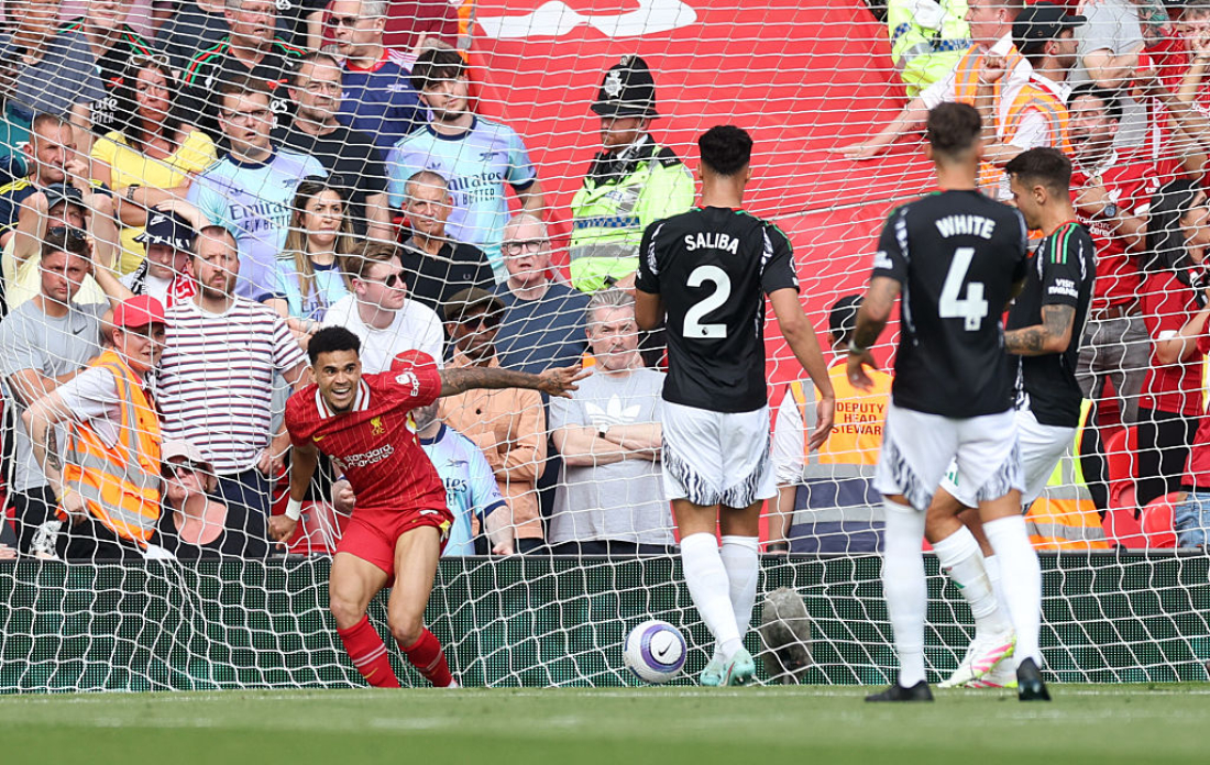Luis Diaz scorer til 2-0