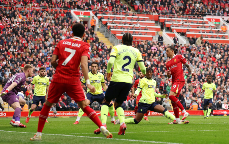 Darwin Nunez scorer mod Southampton på Anfield