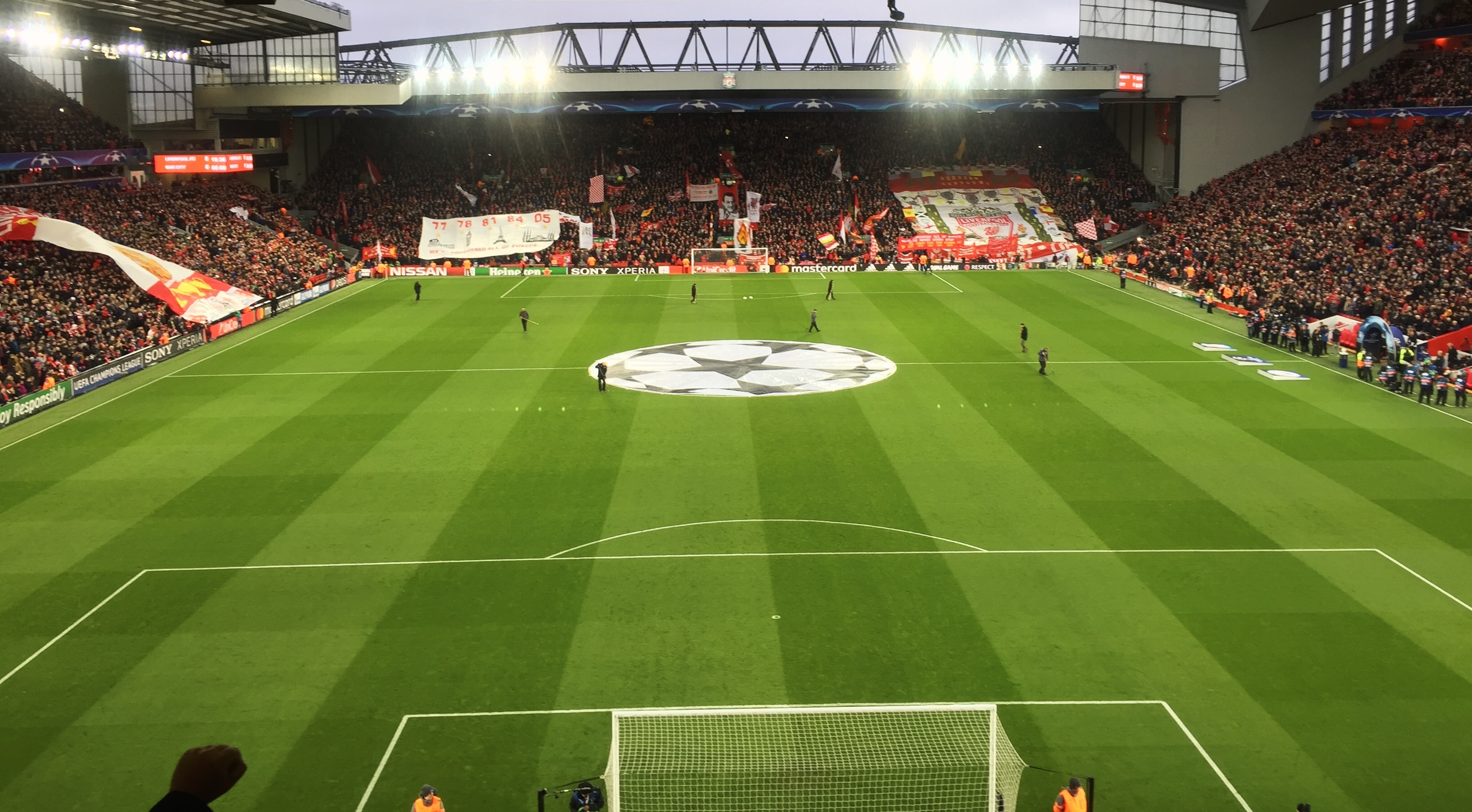 SPAR OP TIL 20 % PÅ DINE ANFIELD-REJSER